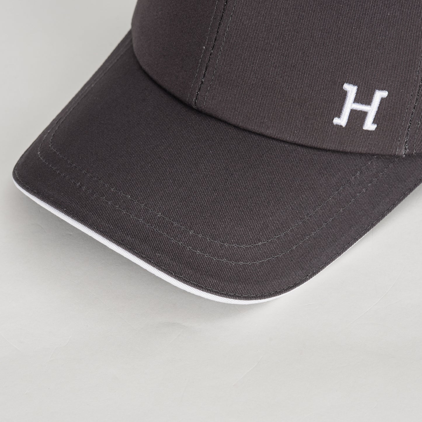 Unisex Normandie Basic Logo Cap Charcoal