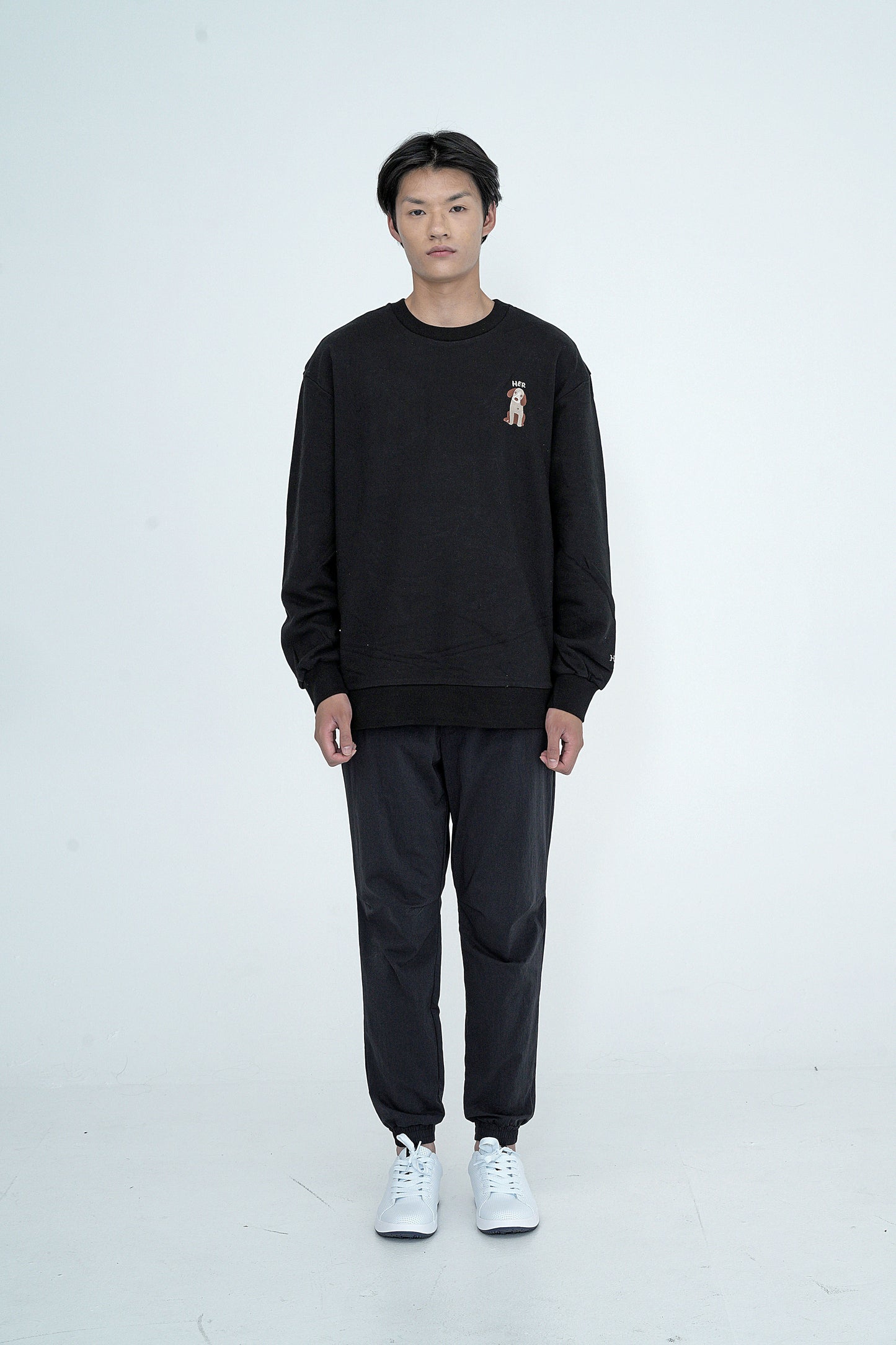 Hervone 유니섹스 아르센 크루넥 셔츠 BLACK
