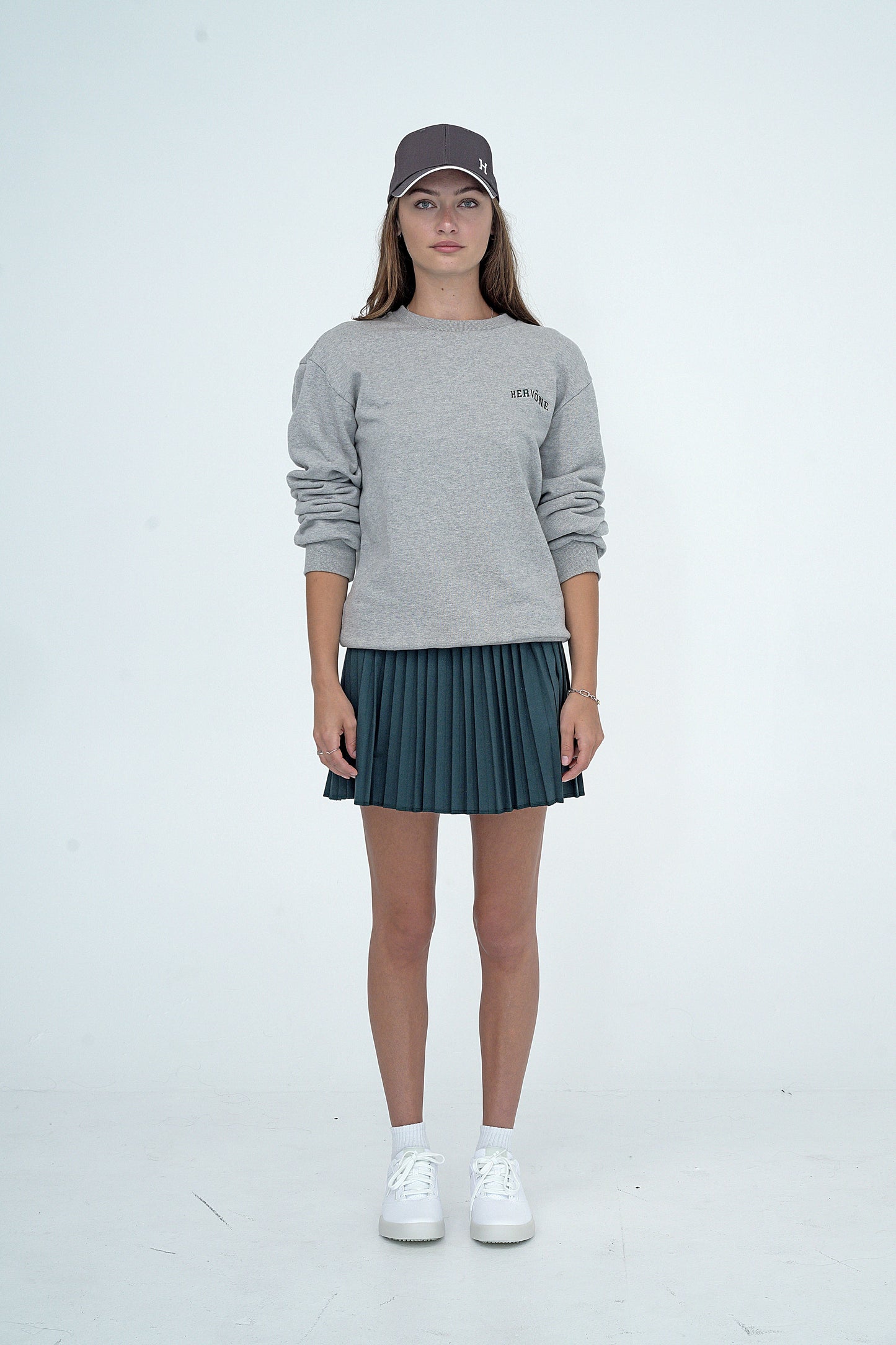 Hervone Unisex Arsen Crewneck Sweatshirt M. GREY