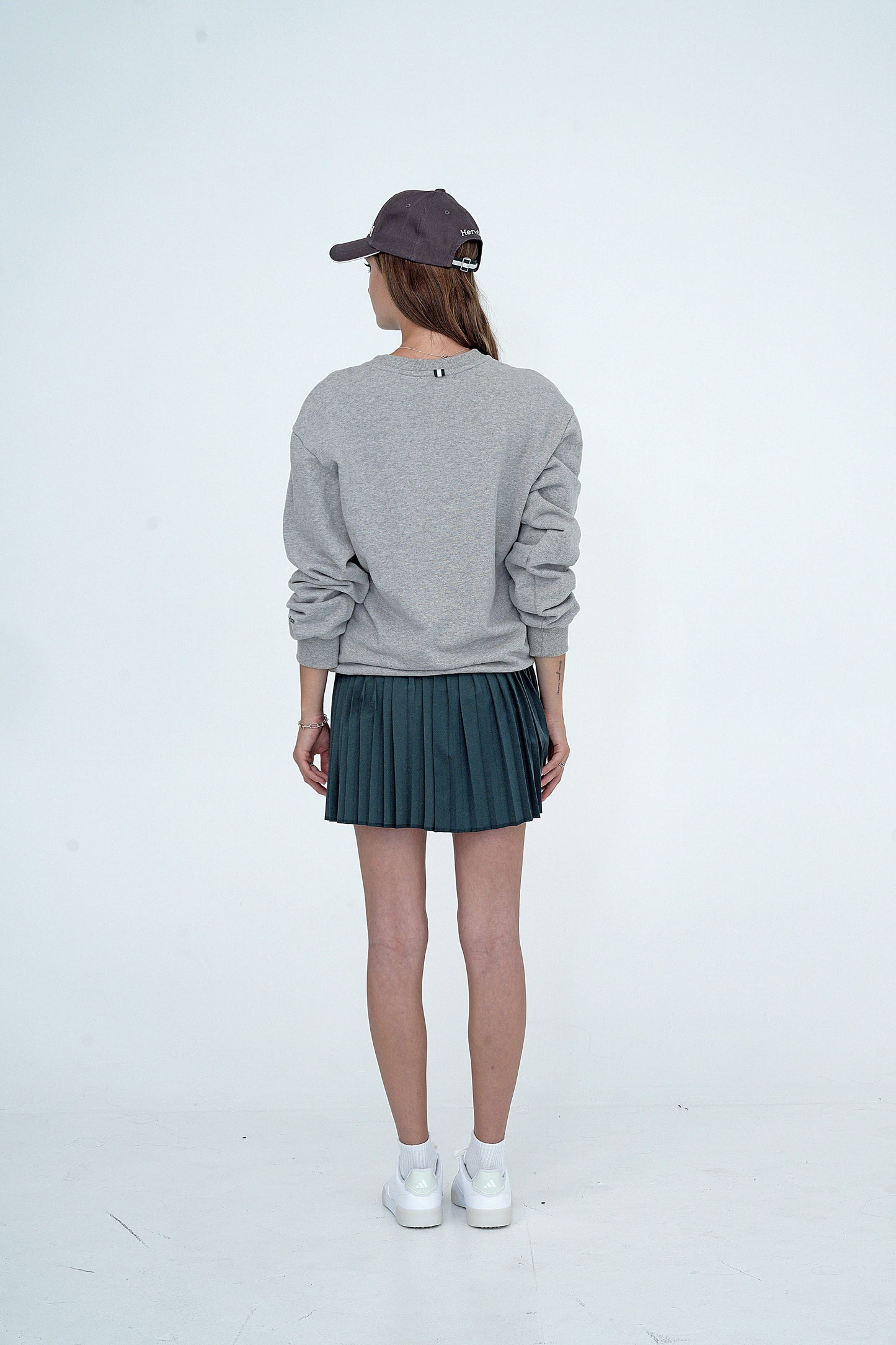 Hervone Unisex Arsen Crewneck Sweatshirt M. GREY